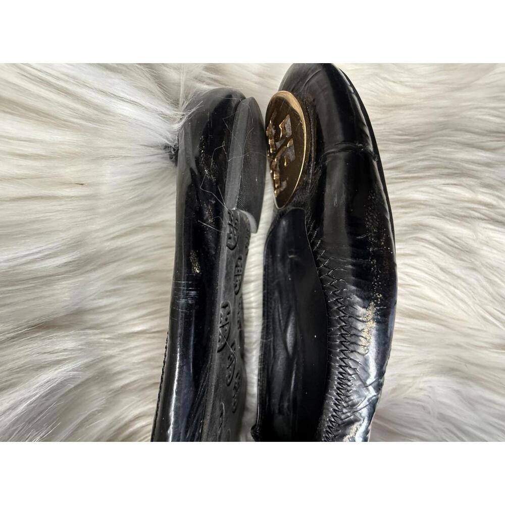 Tory Burch Black Leather Flats with Gold Logo - Picture 4 of 6